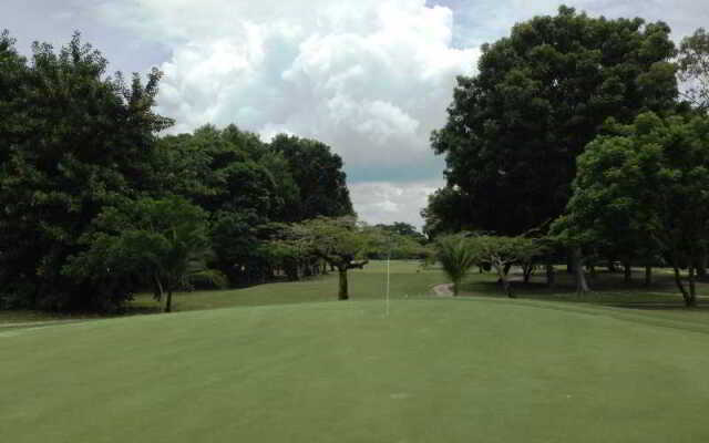 Coronado Golf & Beach Resort