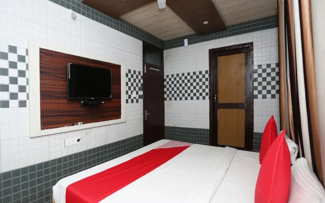 Hotel Star By OYO Rooms