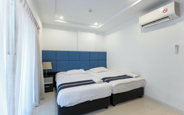 New Nordic Club 3 by Apartwell