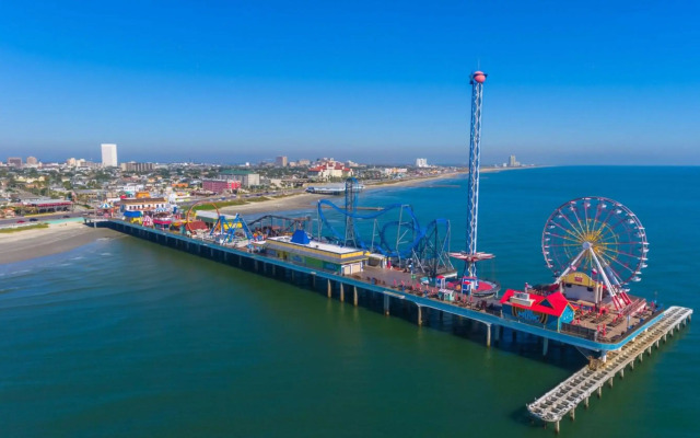 Holiday Inn Resort: Galveston-On The Beach by IHG