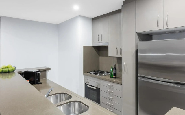 Meriton Suites Kent Street, Sydney
