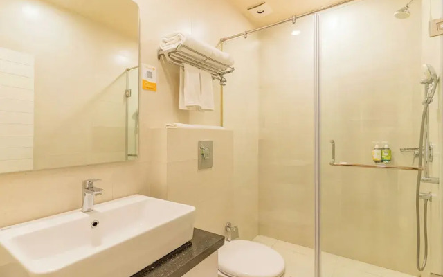 Zo Rooms CR Park