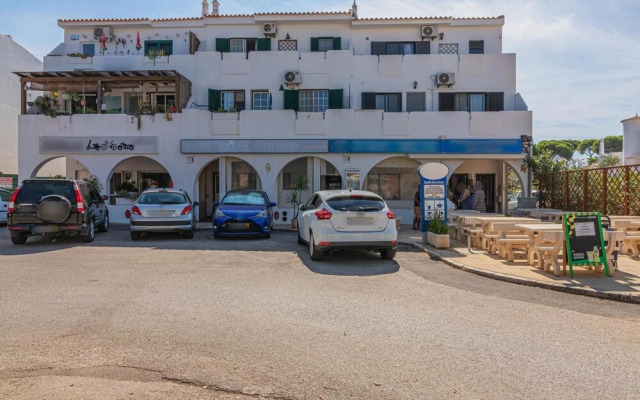 Faro Airport Flat 3 by Homing