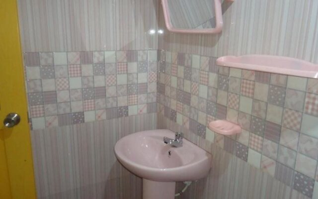 New Cinnamon Garden Homestay