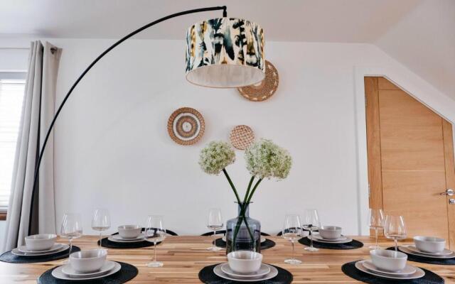 Tolcarne Stay - Luxury Newquay Apartment