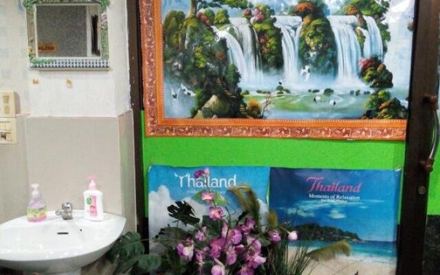 曼谷新半岛电视台餐厅酒店(New Aljazeera Hotel & Restaurant Bangkok)