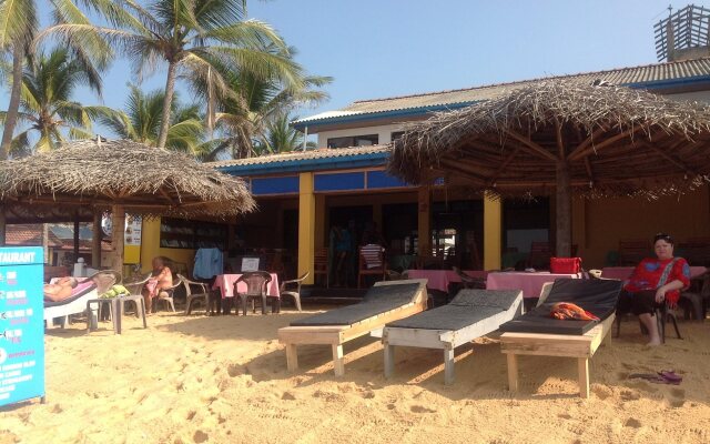 Budde's Beach Restaurant & Guesthouse