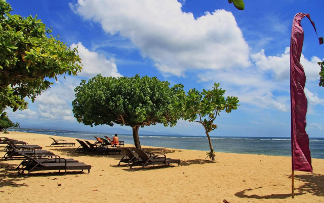 Bali Beach Hotel