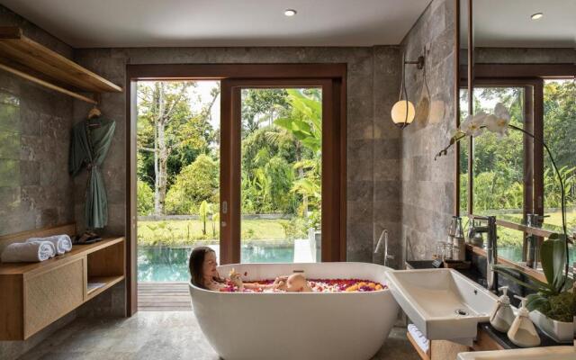 Курорт Adiwana Suweta