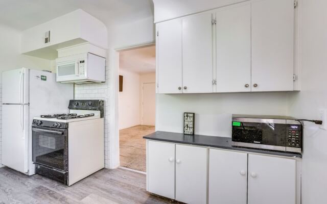 Pet-friendly Condo < 1 Mi to Phoenix College!