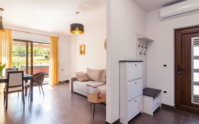 Noa Kaldanija in Kaldanija