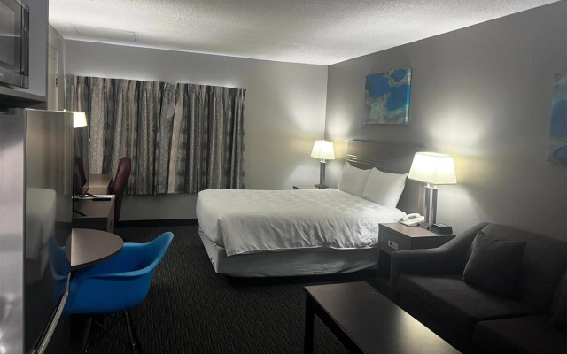 Travelodge by Wyndham Grande Prairie