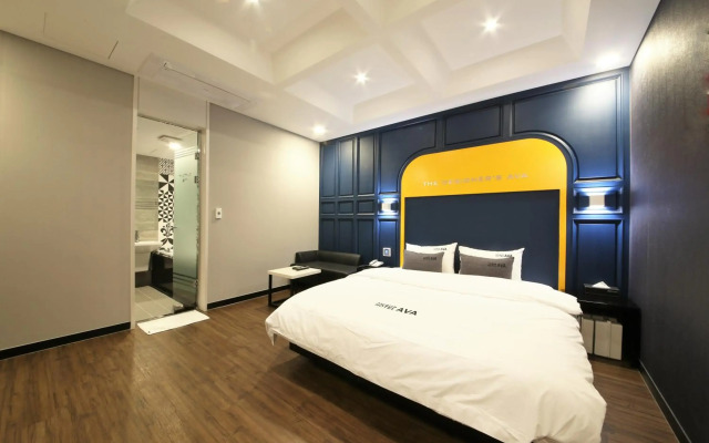 Premium AVA Hotel Sasang
