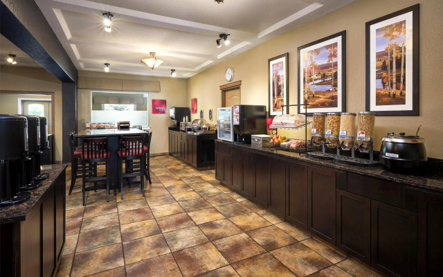 Best Western Plus Kamloops Hotel