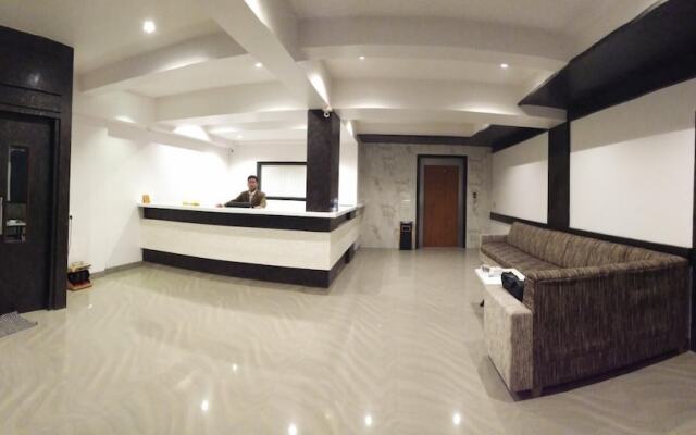 Seasons Hotel
