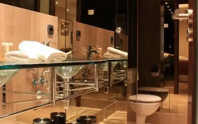 Apartment with Private Swimming Pool