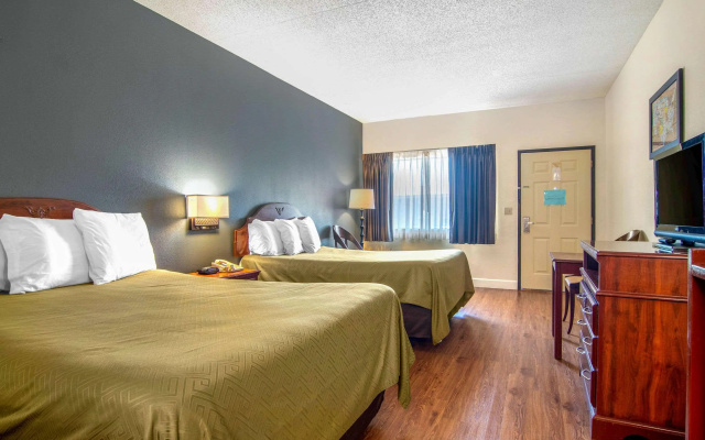 Econo Lodge Inn & Suites near Chickamauga Battlefield