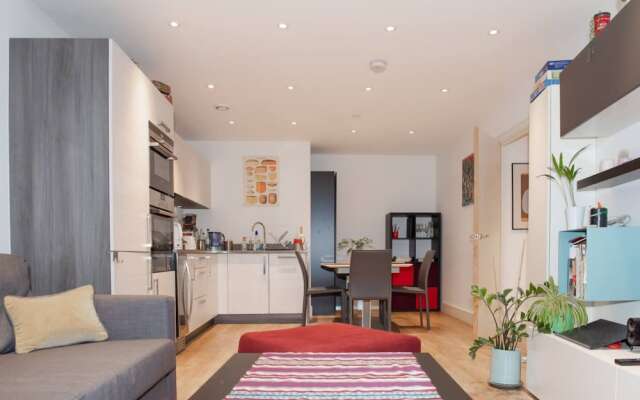 Spacious Modern 1 Bedroom Flat In Islington