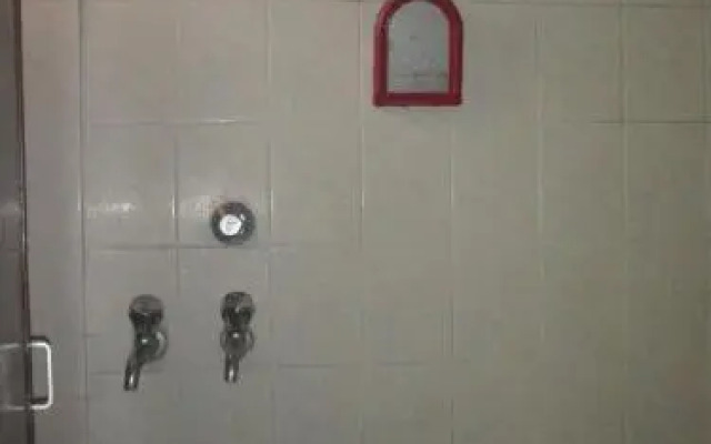 Shivakashi Guest House
