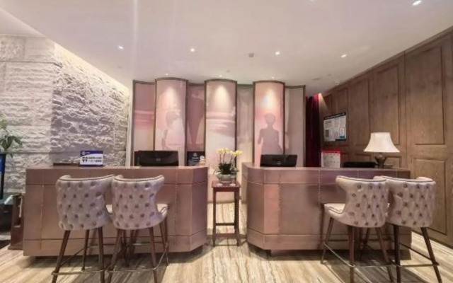 Beijing Huayang Nianhua Hotel