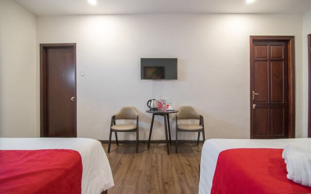 RedDoorz Premium near Bai Sau