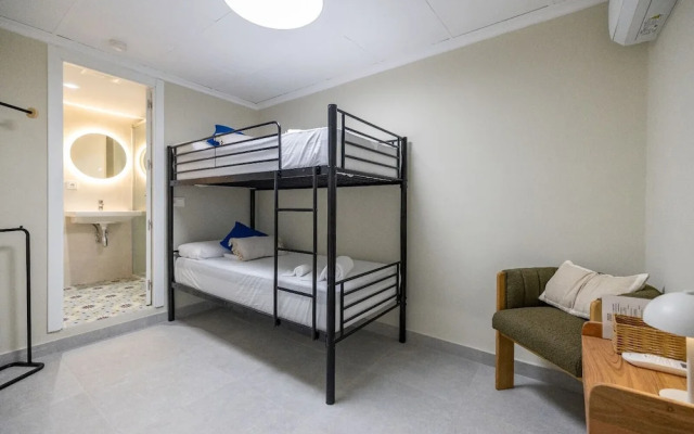 Carmen Beach Hostel Cullera