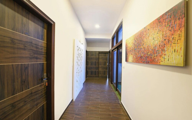 FabHotel Harnoor House - Gold Souk Mall