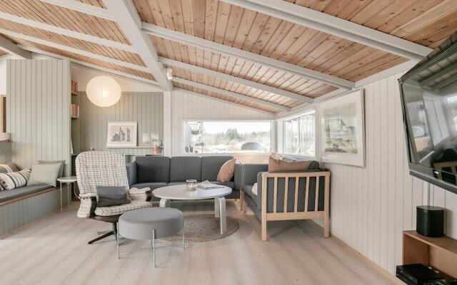 6 Person Holiday Home in Albaek-by Traum