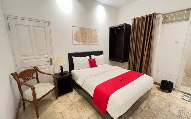 RedDoorz near Kantor Walikota Manado