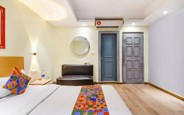 OYO Townhouse 152 Sarat Colony