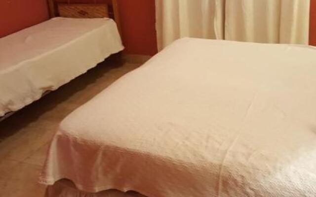 Los Colorados Hostal