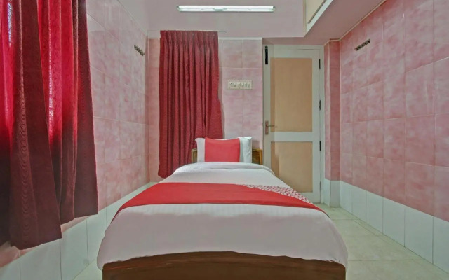 OYO 23672 Annai Residency