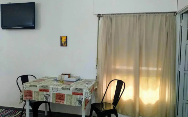 Monoambiente confortable a pasos de Bv. Oroño
