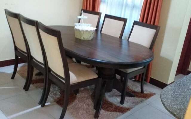 Lux Suites Sunset Holiday Apartments