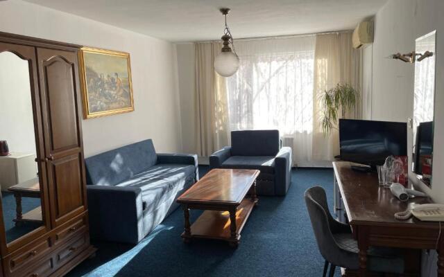 Rotasar Hotel