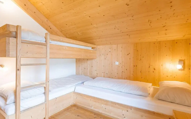 Modern Chalet With Infrared Sauna