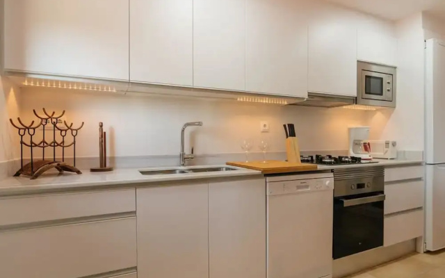 Peaceful Rural Retreat Near Suria
