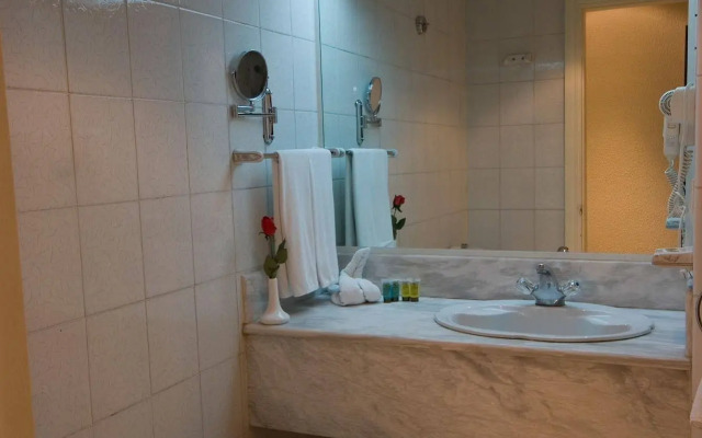 Dar Al Eiman Al Andalus Hotel