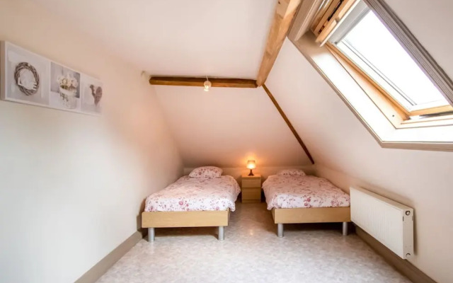 Farmhouse With Hills in Comines-warneton