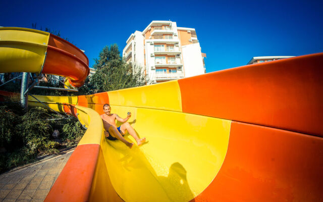 Fort Noks Grand Resort