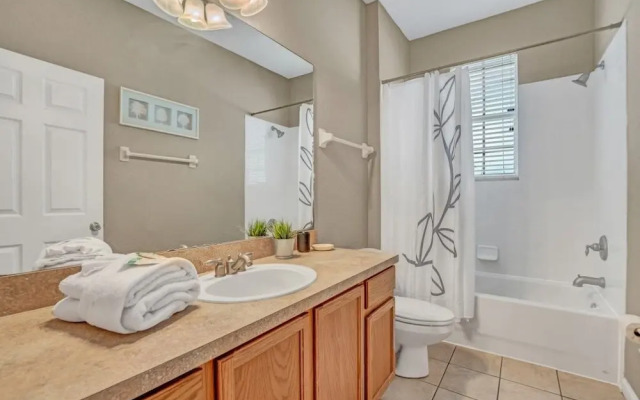 2612tf 5 Bedroom Home by Redawning