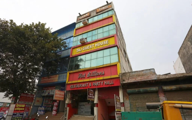 Taj Guest House By OYO Rooms