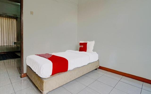 Super OYO Capital O 91810 Hotel Balebat 2