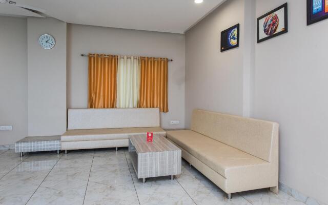 OYO 18757 Nakshatra Inn