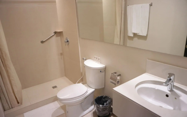 GT Hotel Jaro