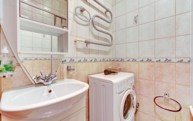 AG Apartment Aviatsionnaya 13