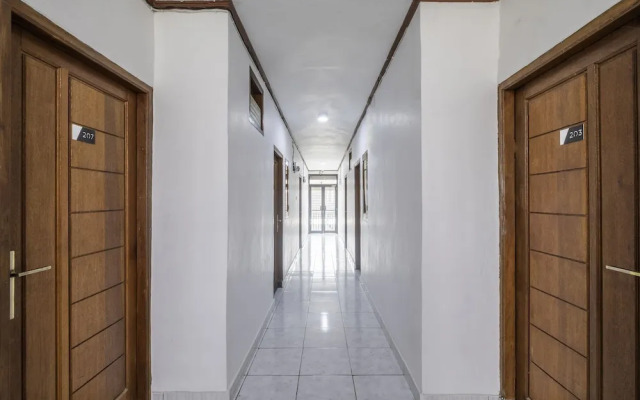 OYO Life 2391 Baladewa Residence Syariah