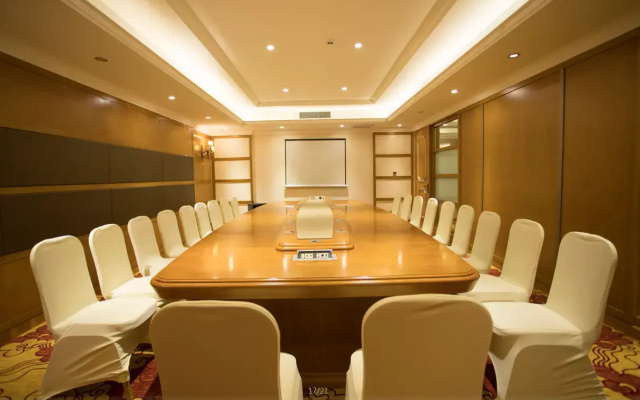 Rui Zhi Hotel