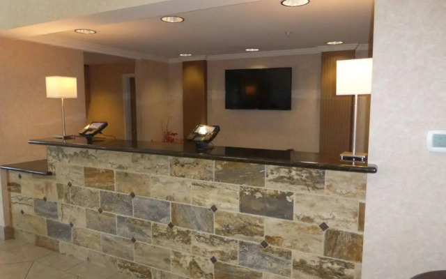 La Quinta Inn & Suites by Wyndham Yakima Downtown