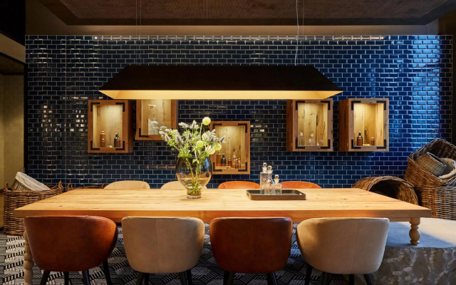 Hotel Indigo Berlin - East Side Gallery by IHG